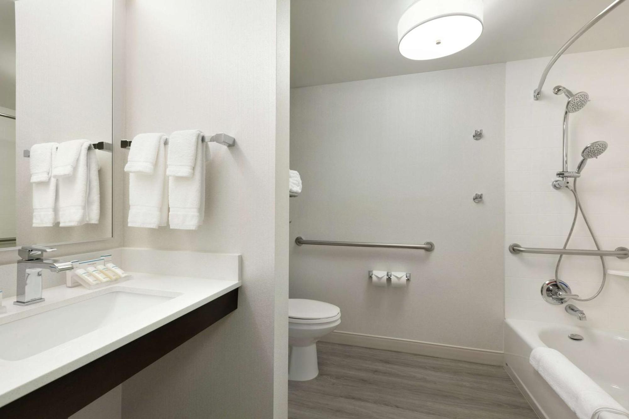 Hilton Garden Inn Cupertino Esterno foto