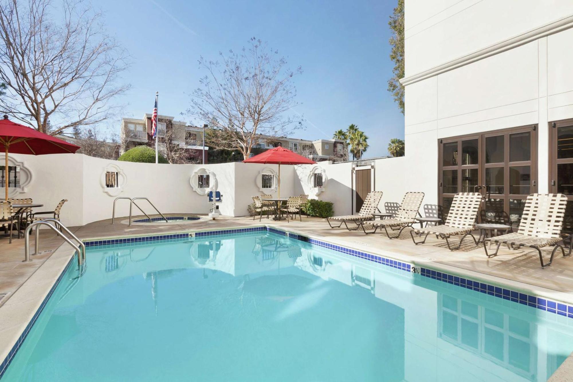 Hilton Garden Inn Cupertino Esterno foto